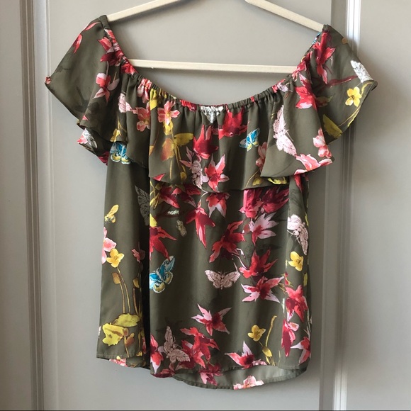 Like new! Anthropologie off shoulder top - Picture 4 of 6